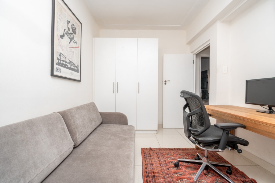 2 Bedroom Property for Sale in Three Anchor Bay Western Cape